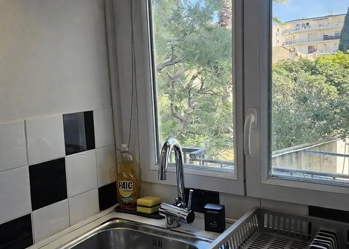 La Maison Badine, Air-conditioned Triplex アンティーブ