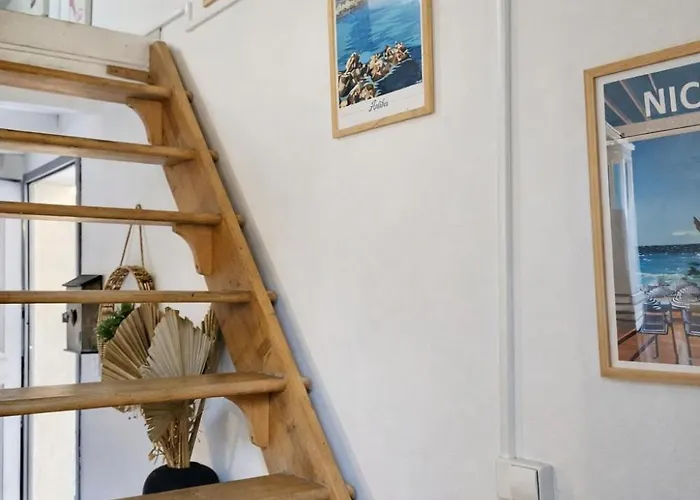 La Maison Badine, Air-conditioned Triplex * アンティーブ